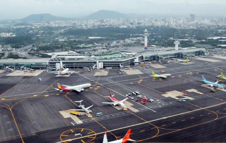 홍지선 국감 답변 제주공항 항공편 대규모 지연, 장관이 사과한 이유