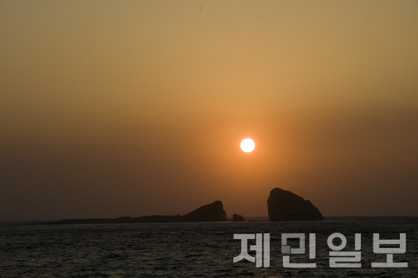 형제섬 일출