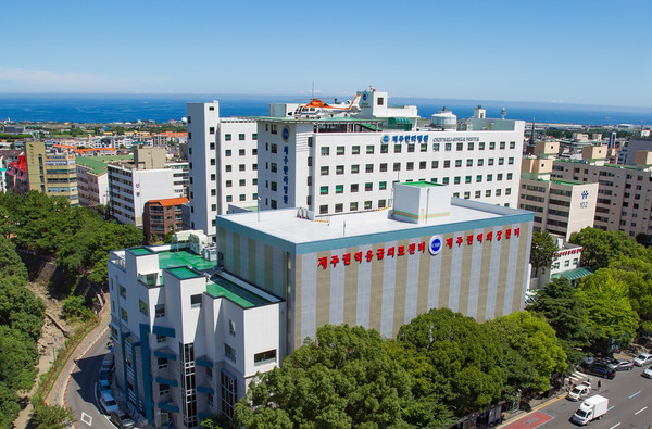 제주지역에 배치되는 닥터헬기는 제주한라병원에서 운영될 예정이다. 사진은 제주한라병원 전경.