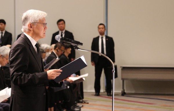 追悼の辞を述べる韓国の尹徳敏（ユン·ドクミン）駐日大使