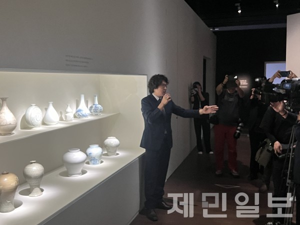 국립제주박물관은 '어느 수집가의 초대-고故 이건희 회장 기증 국립제주박물관 특별전' 개막을 하루 앞둔 지난 3일 처음으로 언론에 공개했다.전예린 기자 