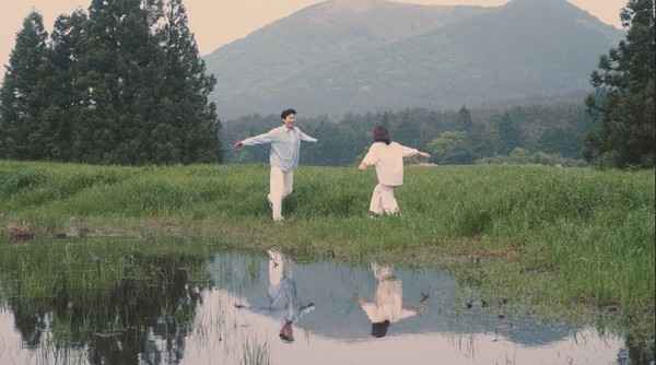 뮤직비디오의 한 장면=사진 제주도 제공.