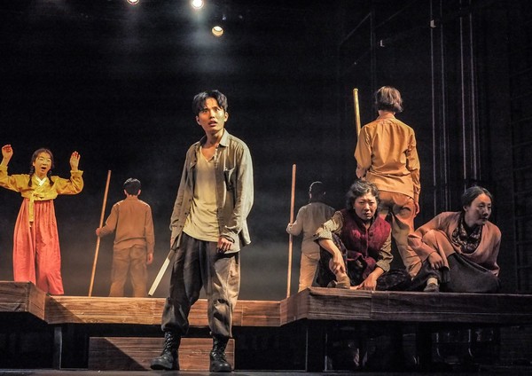  다음달 13일 오후 3시, 7시 제주아트센터에서 연극 '배소고지 이야기'를 만날 수 있다.