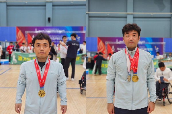 (왼쪽부터)대회 마지막날 배드민턴에서 금메달을 획득한 이대성과 신경환