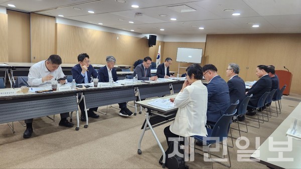 제주도는 21일 국립세종도서관에서 열린 기재부 '2025 지방재정협의회'에서 내년도 도정 주요 사업에 대한 국비 지원을 요청했다.