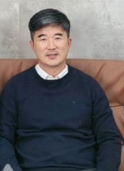서울장훈고 윤종석 감독
