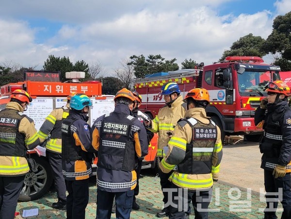 제주소방서는 지난해 7월부터 현장대응단장 3교대 체계를 개편 운영한 성과를 밝혔다.(사진=제주서부소방서)