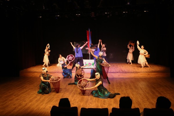 도립무용단 특별무대 제주어부사.