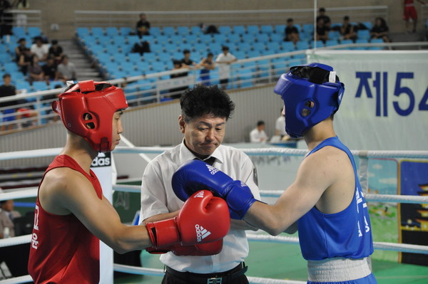 제54회 대통령배 전국시도복싱대회 경기 모습