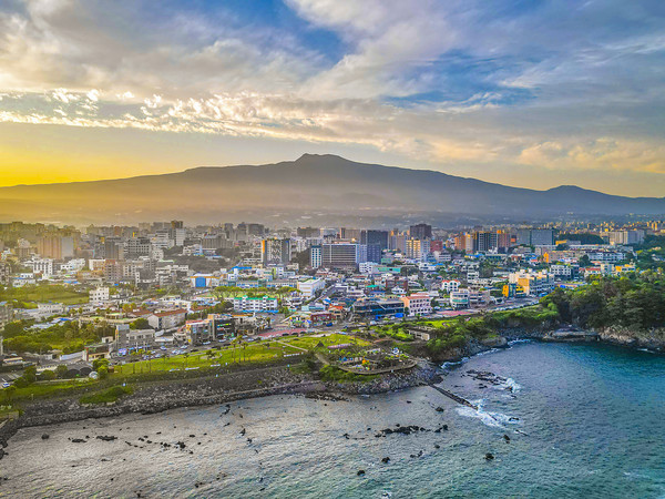  .'2025 서귀포시 사진·영상 콘텐츠 공모전'  우수_서귀포의 늦은 오후 김승진作