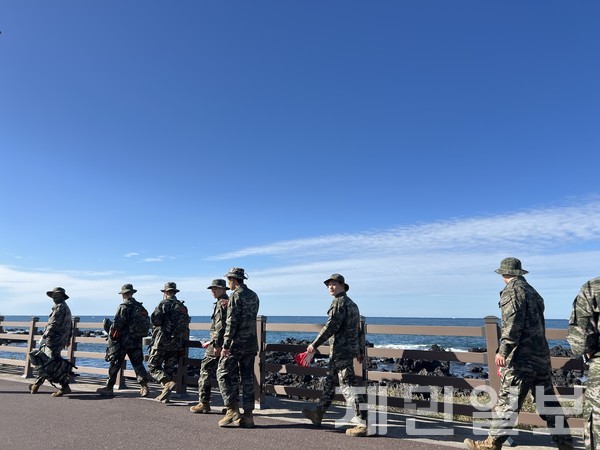 11일 제주 해안에서 집중 수색이 이뤄졌다.전예린 기자 