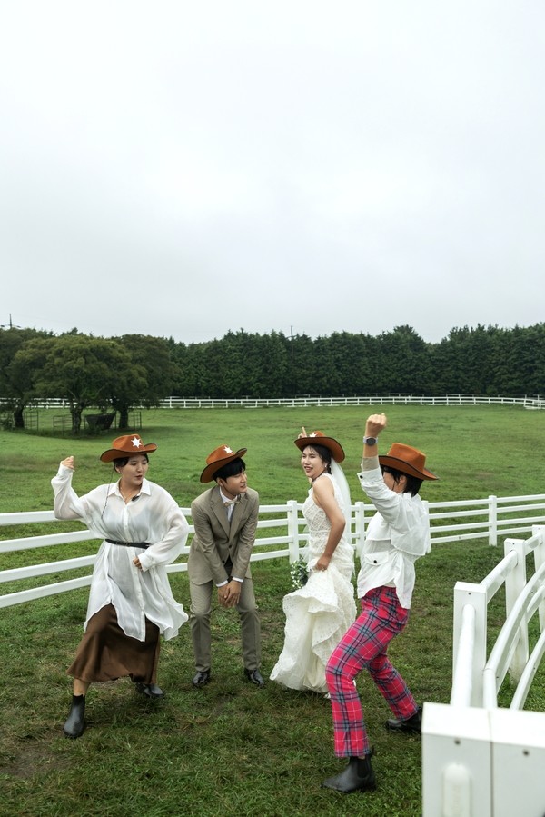 2025 제주목장 웨딩스냅 공모전에서 1등을 차지한 웨딩사진.