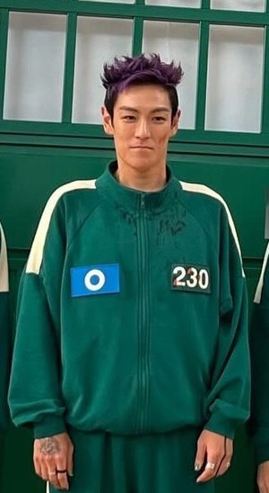 탑, '<b>오징어게임</b> 시즌2' <b>촬영</b> 현장에서의 모습 공개