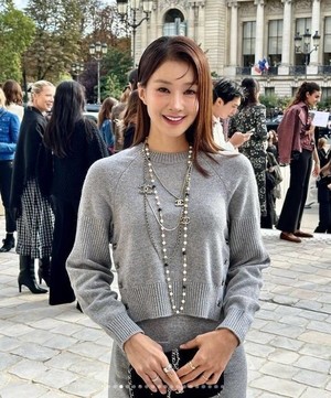 <b>이시영</b>, 유튜브 데뷔와 파리 패션위크 도전... <b>이혼 후</b> 새 시작