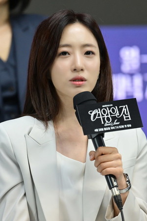 '<b>여왕의 집</b>' <b>함은정</b>, <b>복수극</b>에 도전