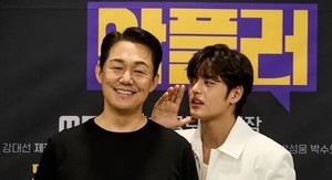 '<b>맹감독의 악플러</b>' 주연 배우 박성웅, 박수오 케미 뒤에 숨은 연기 비화