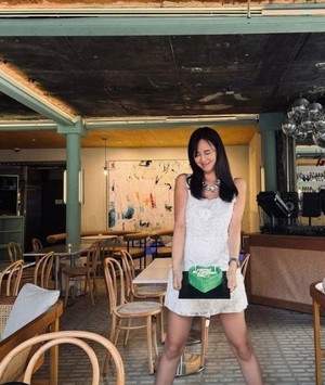 <b>지소연</b>, <b>쌍둥이 임신</b> 소식 전하며 생일 축하
