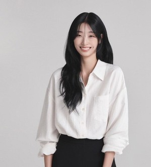 <b>류다인</b>, <b>에일리언컴퍼니</b>와 전속 계약 체결