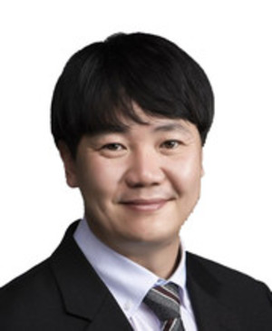 [시론담론] 에이징 테크로 노년기의 마음 돌봄을 기대한다 - 뉴스 썸네일 이미지